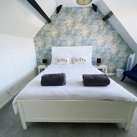 The Beach Hut - 1 Bedroom Apartment Near The Beach 伯恩茅斯 外观 照片