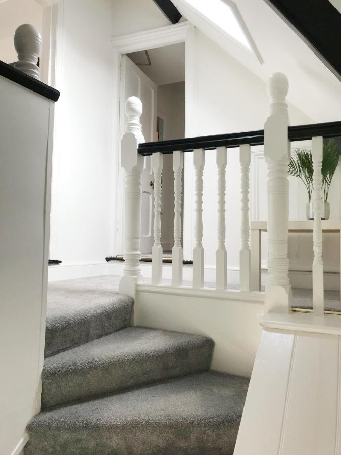 The Beach Hut - 1 Bedroom Apartment Near The Beach 伯恩茅斯 外观 照片