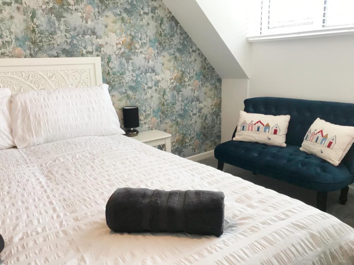 The Beach Hut - 1 Bedroom Apartment Near The Beach 伯恩茅斯 外观 照片
