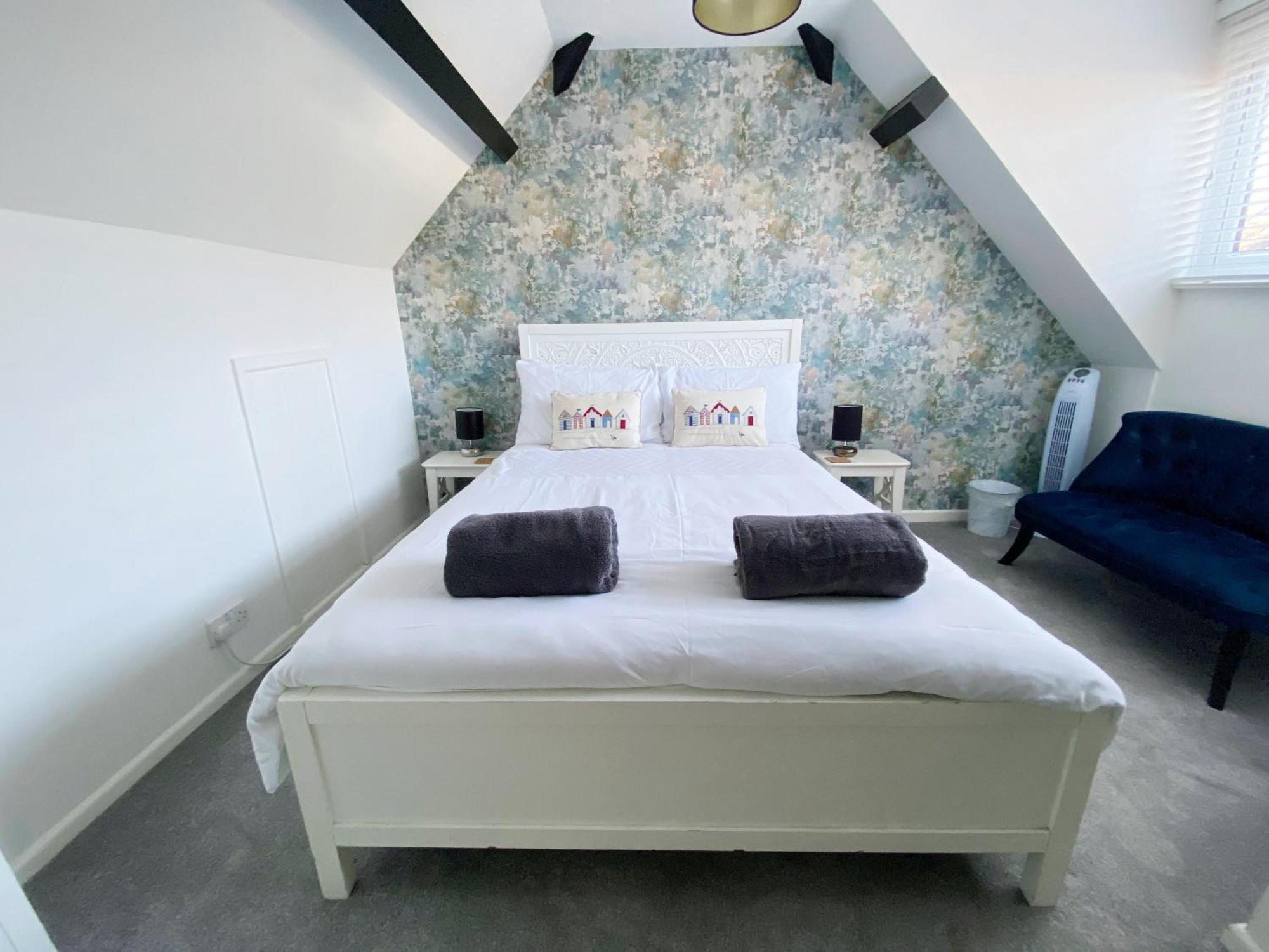 The Beach Hut - 1 Bedroom Apartment Near The Beach 伯恩茅斯 外观 照片