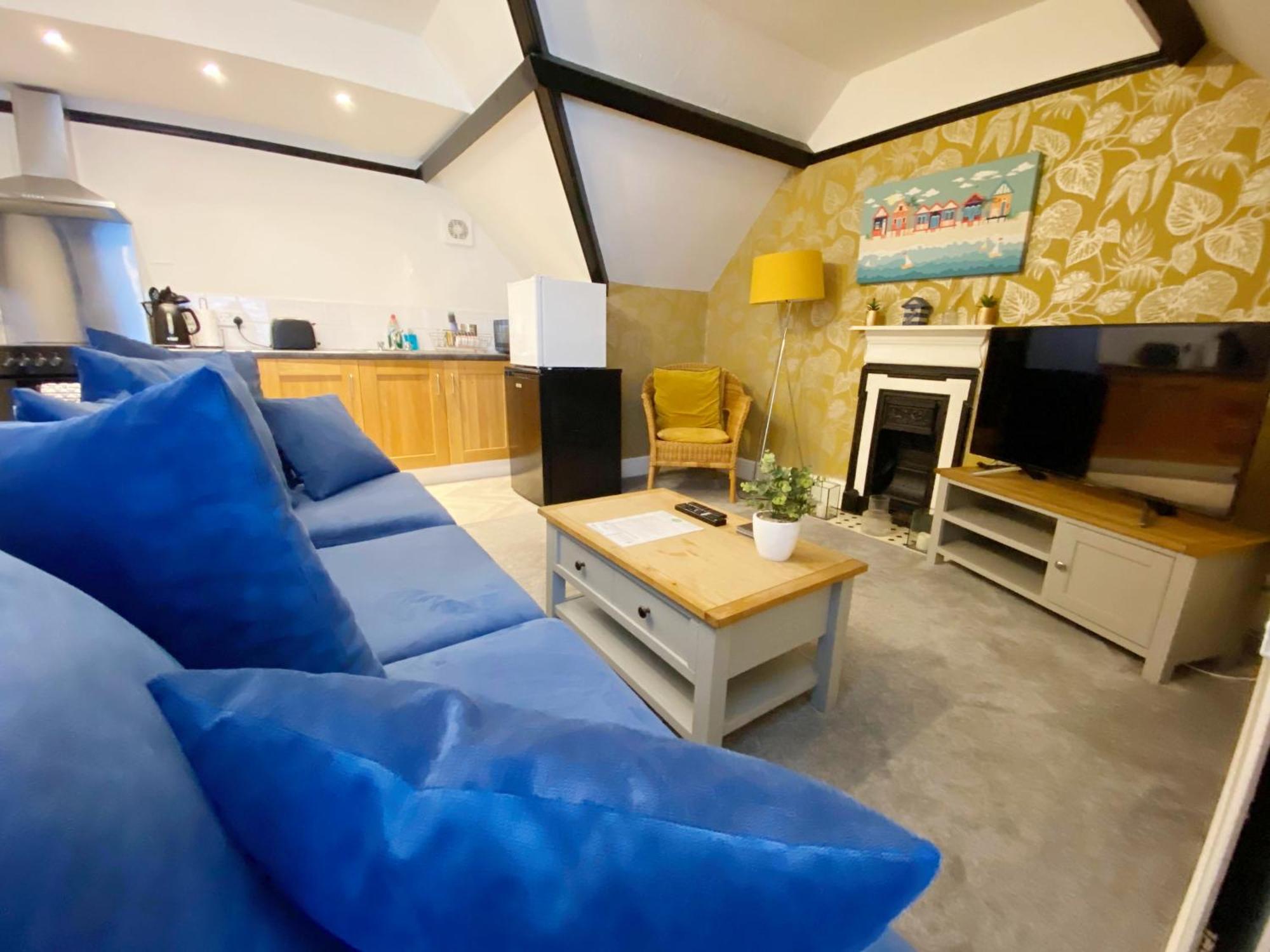 The Beach Hut - 1 Bedroom Apartment Near The Beach 伯恩茅斯 外观 照片